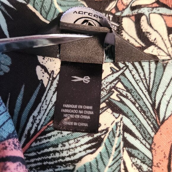 Volcom Hawaiian Shirt Teal Black Tropical Floral Short Sleeve Mens Small NEW - Picture 11 of 14